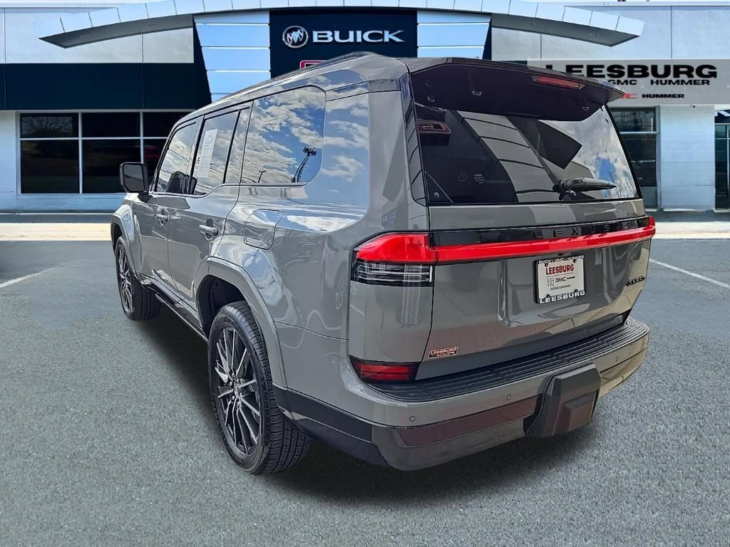 Used 2025 Lexus GX 550 w/ Accessory Package (2T) image 5