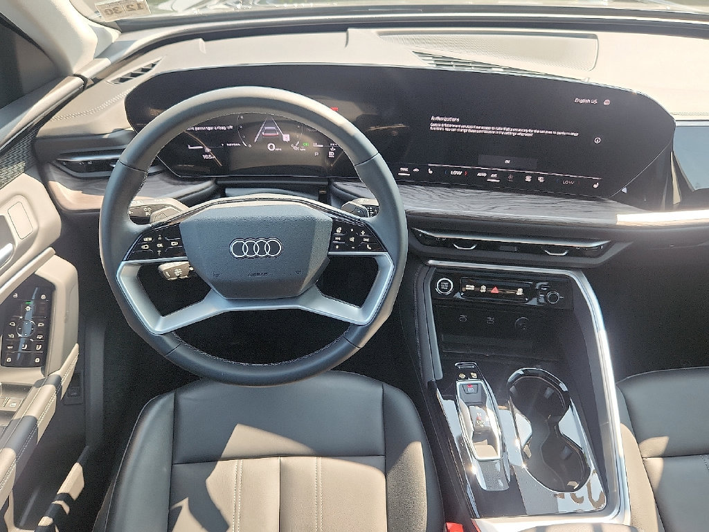 Used 2025 Audi Q5 Premium w/ Convenience Package AWD/4WD image 4