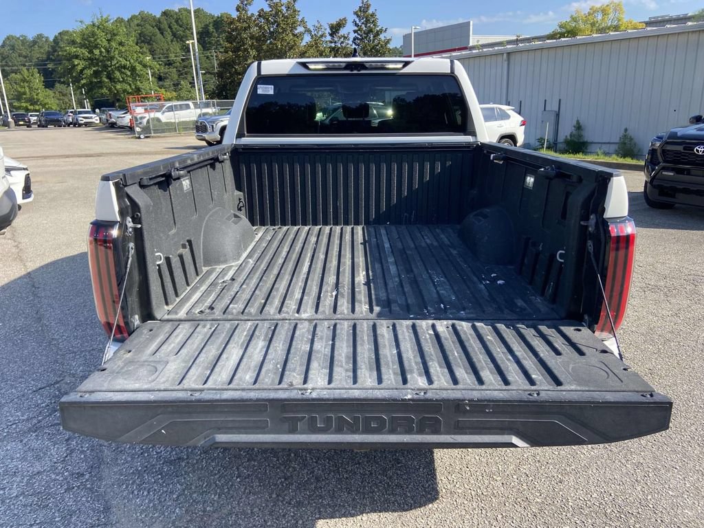 Used 2023 Toyota Tundra Limited AWD/4WD image 8