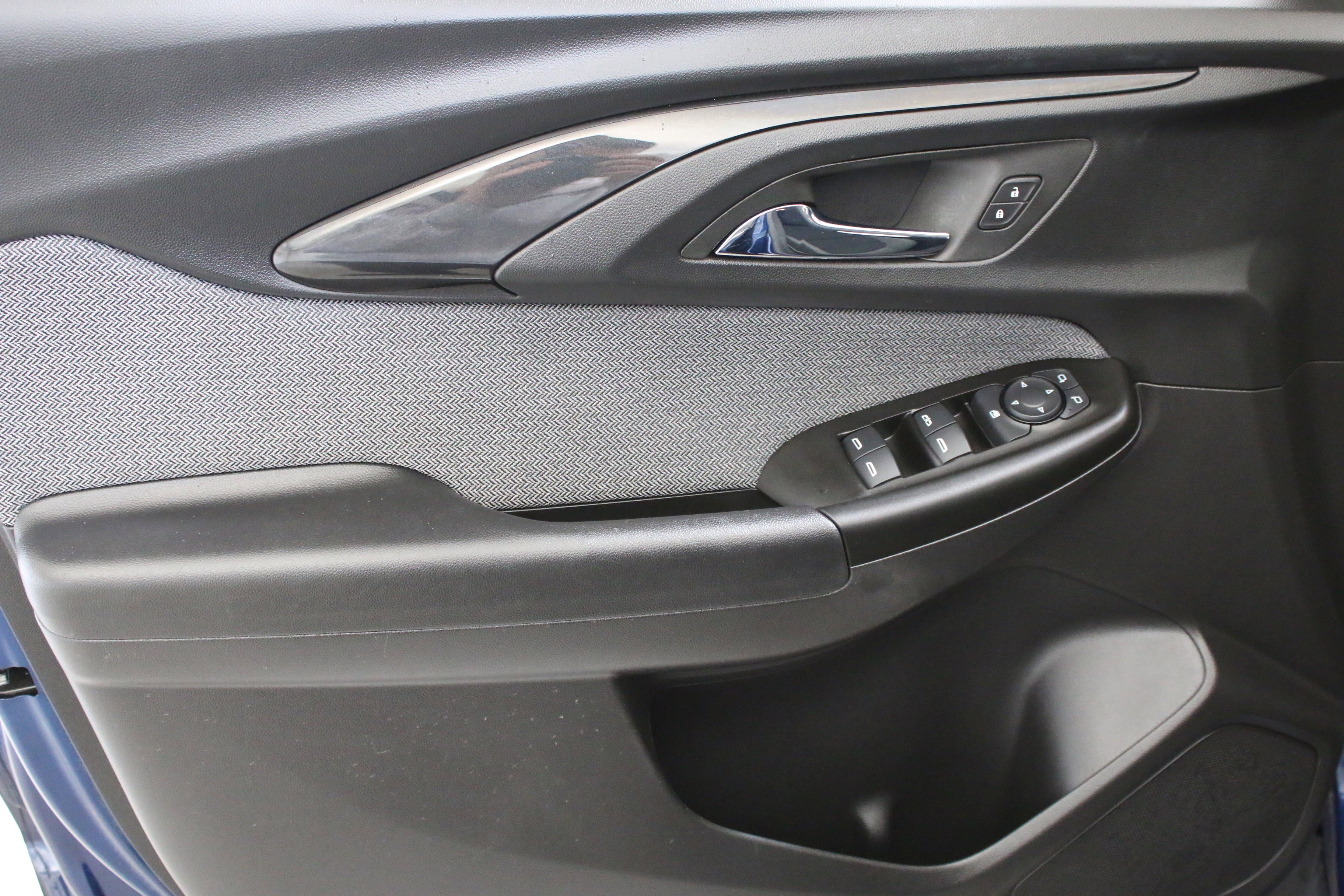 Used 2023 Chevrolet TrailBlazer LT image 22