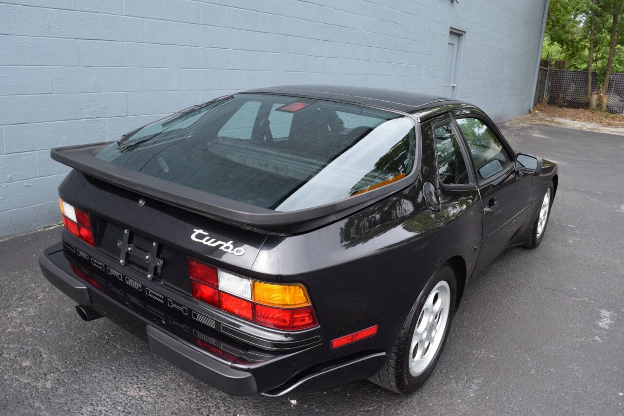 Used 1988 Porsche 944 Turbo Coupe RWD image 23