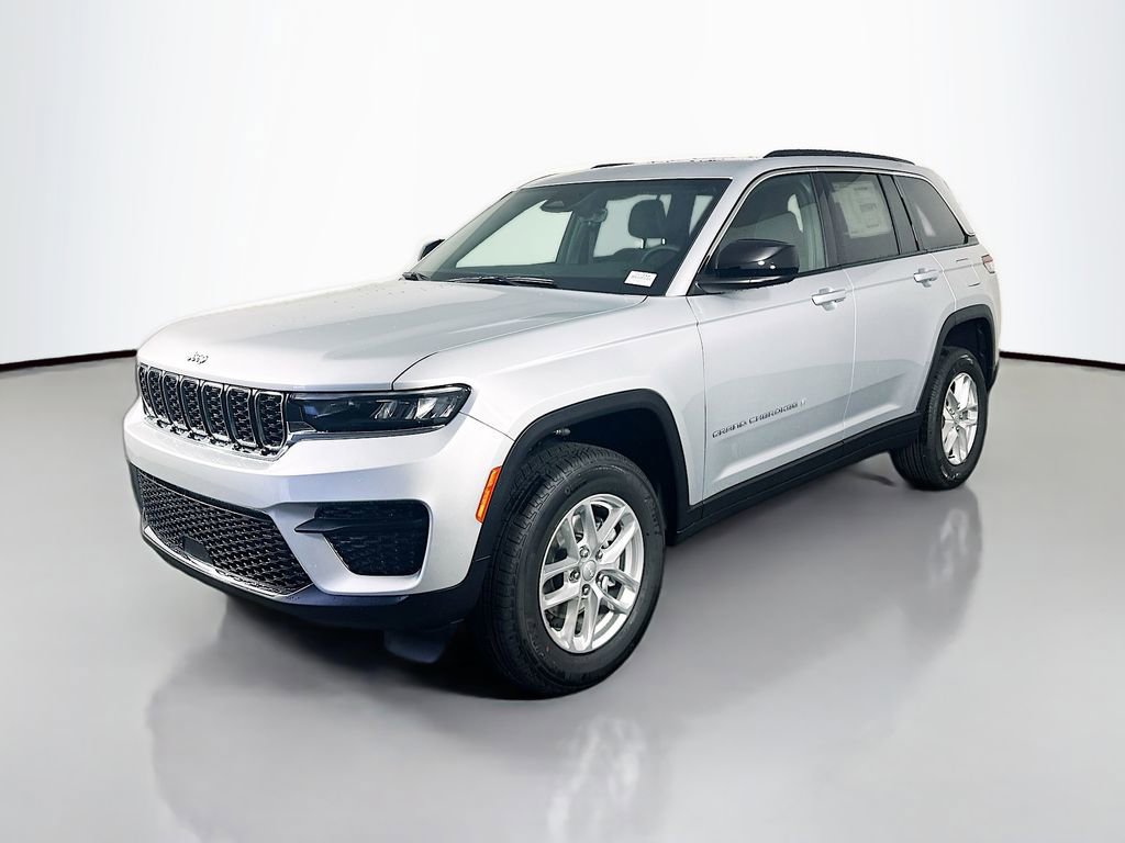 New 2025 Jeep Grand Cherokee Laredo X w/ Luxury Tech Group I image 3