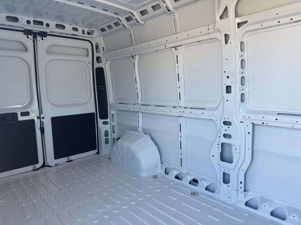 New 2025 RAM ProMaster 2500 w/ Convenience Group image 22