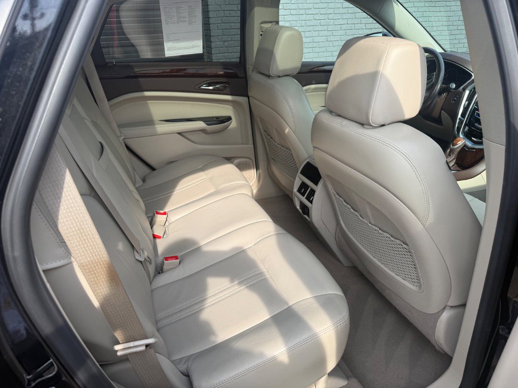 Used 2016 Cadillac SRX Luxury image 11