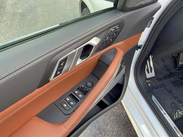 Certified 2026 BMW X6 M60i AWD/4WD image 8