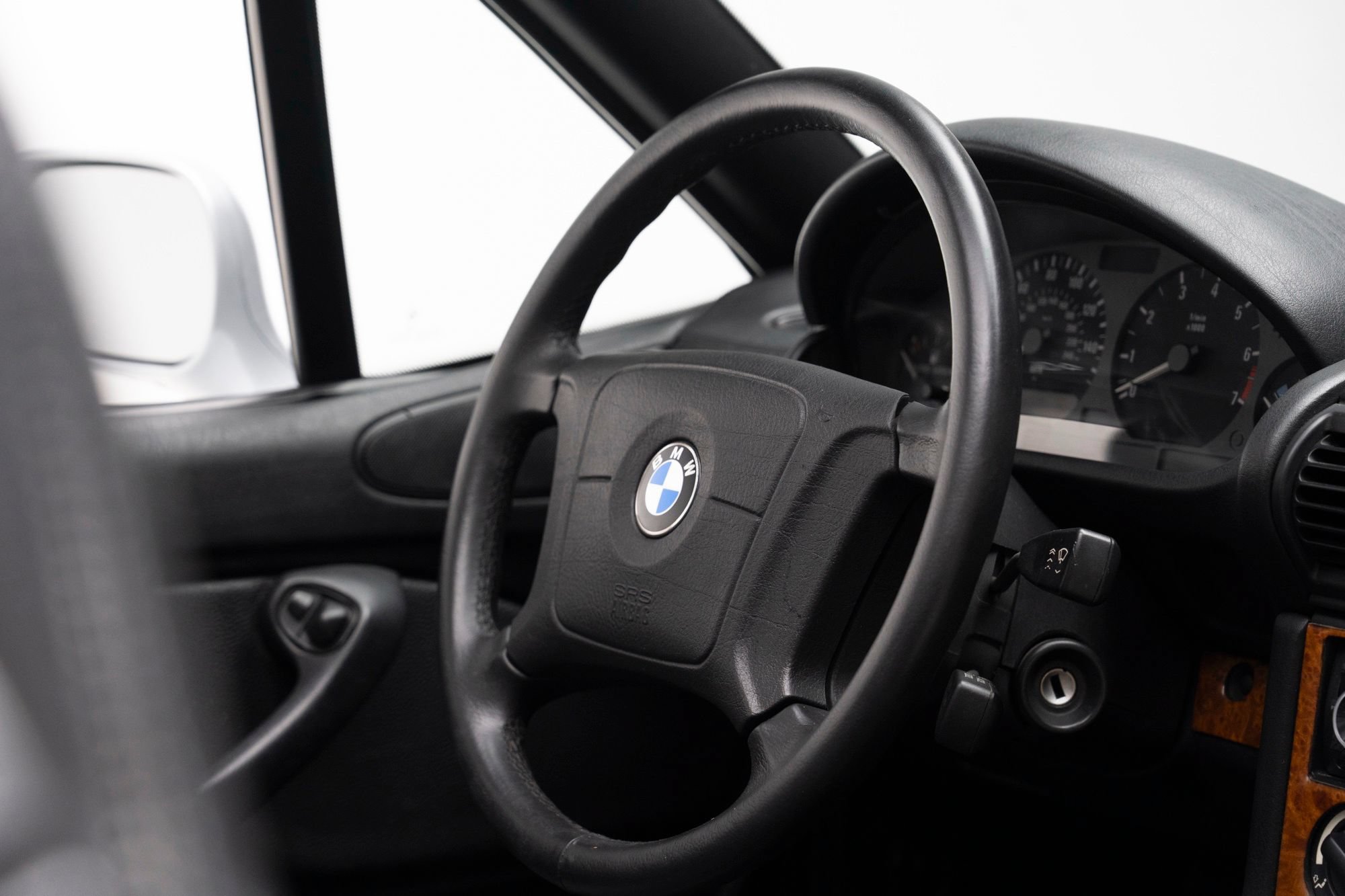 Used 1997 BMW Z3 1.9 RWD image 36