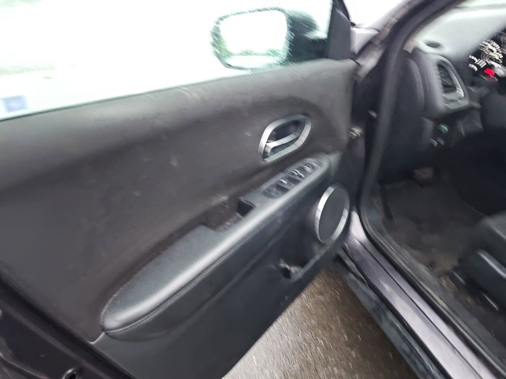 Used 2016 Honda HR-V EX image 5