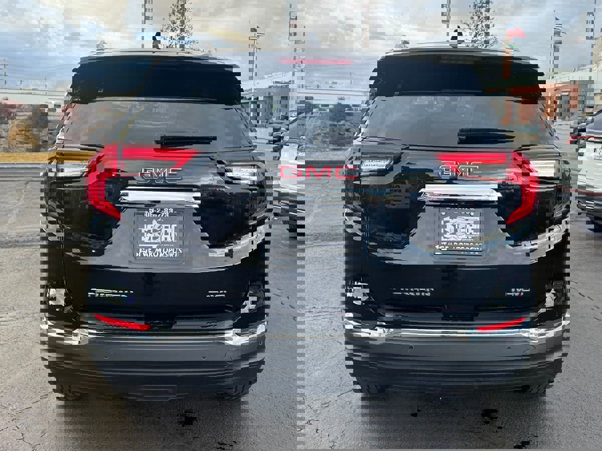 Used 2022 GMC Terrain SLT w/ Infotainment Package II image 9