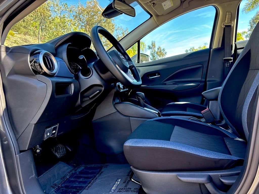 New 2025 Nissan Versa SV w/ Trunk Package image 8