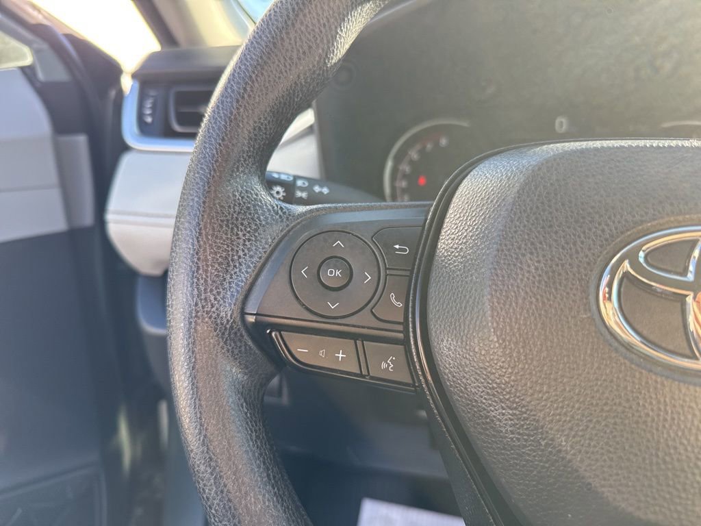 Used 2023 Toyota RAV4 XLE image 15