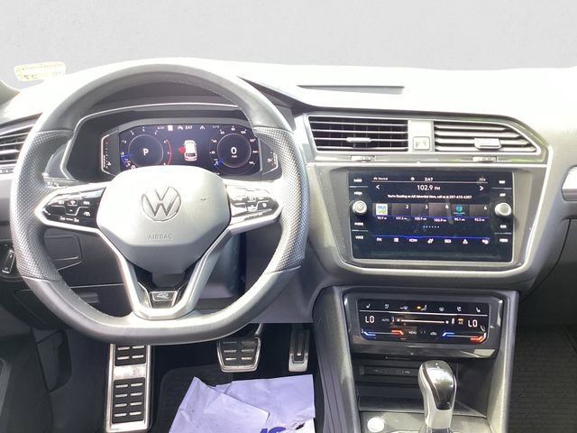Used 2024 Volkswagen Tiguan SEL R-Line AWD/4WD image 10