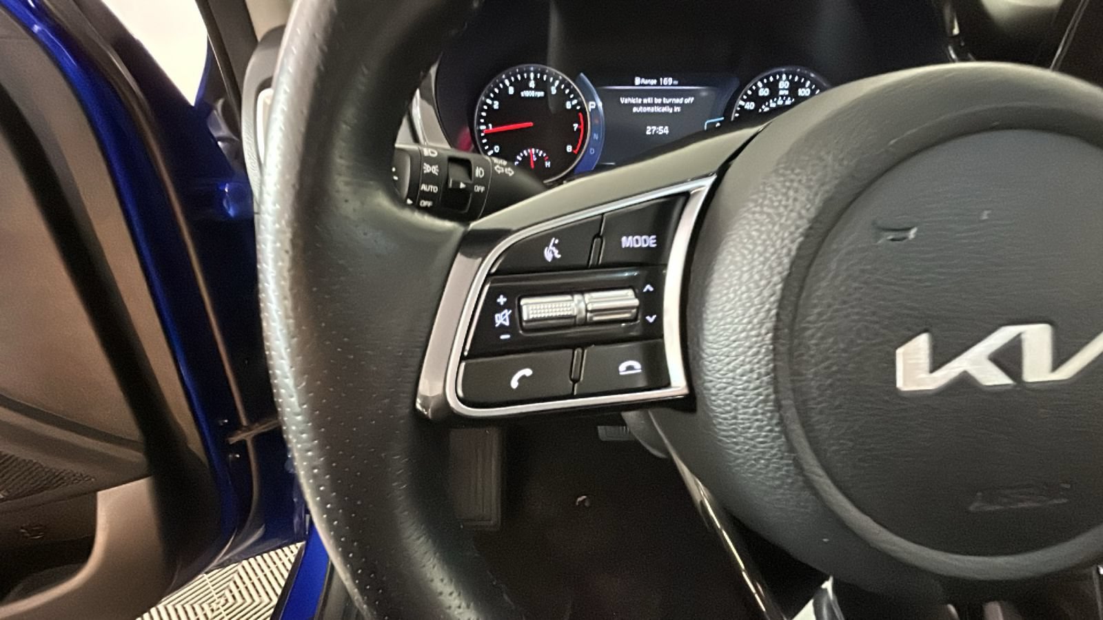 Used 2022 Kia Seltos SX w/ Sunroof Package AWD/4WD image 19