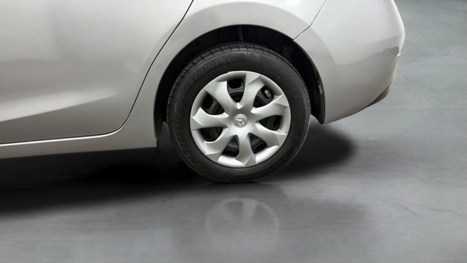 Used 2015 MAZDA MAZDA3 i SV FWD image 26