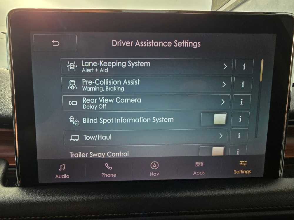 Used 2023 Lincoln Aviator Reserve image 20