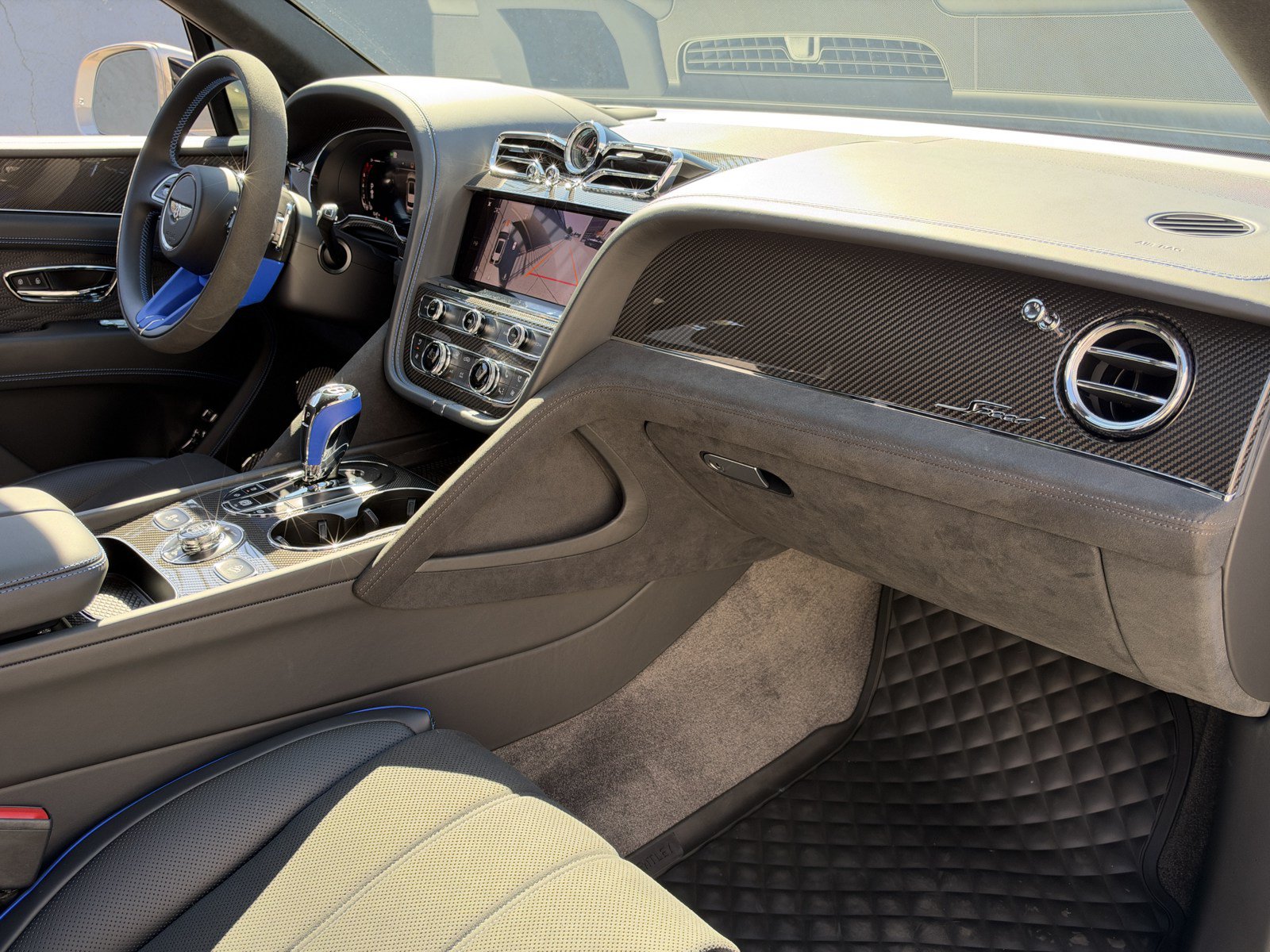 Certified 2026 Bentley Bentayga Speed AWD/4WD image 2