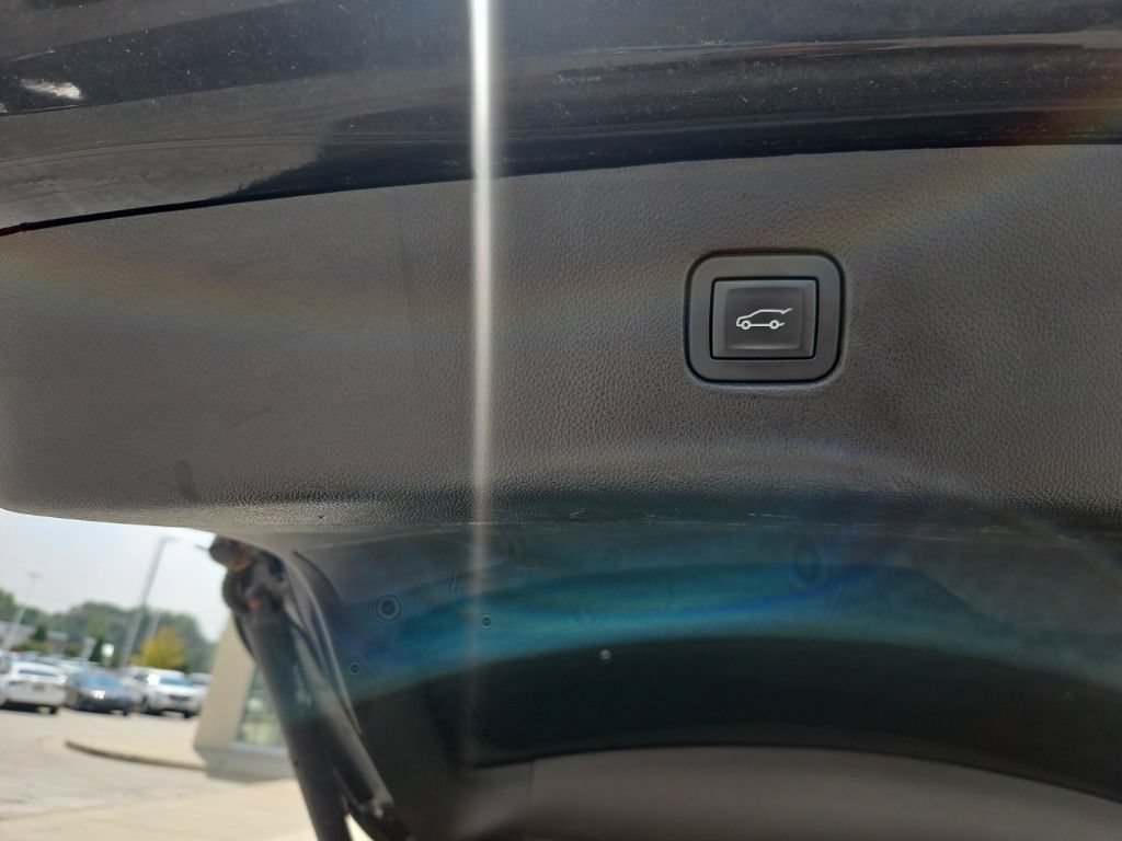 Used 2019 Chevrolet Blazer LT FWD image 15