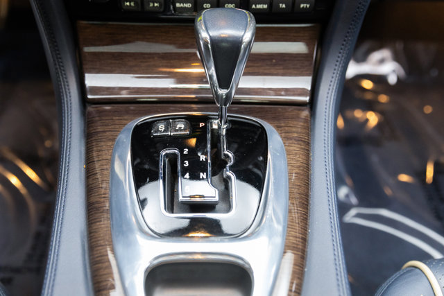 Used 2009 Jaguar XJ Vanden Plas Super V8 Portfolio image 91