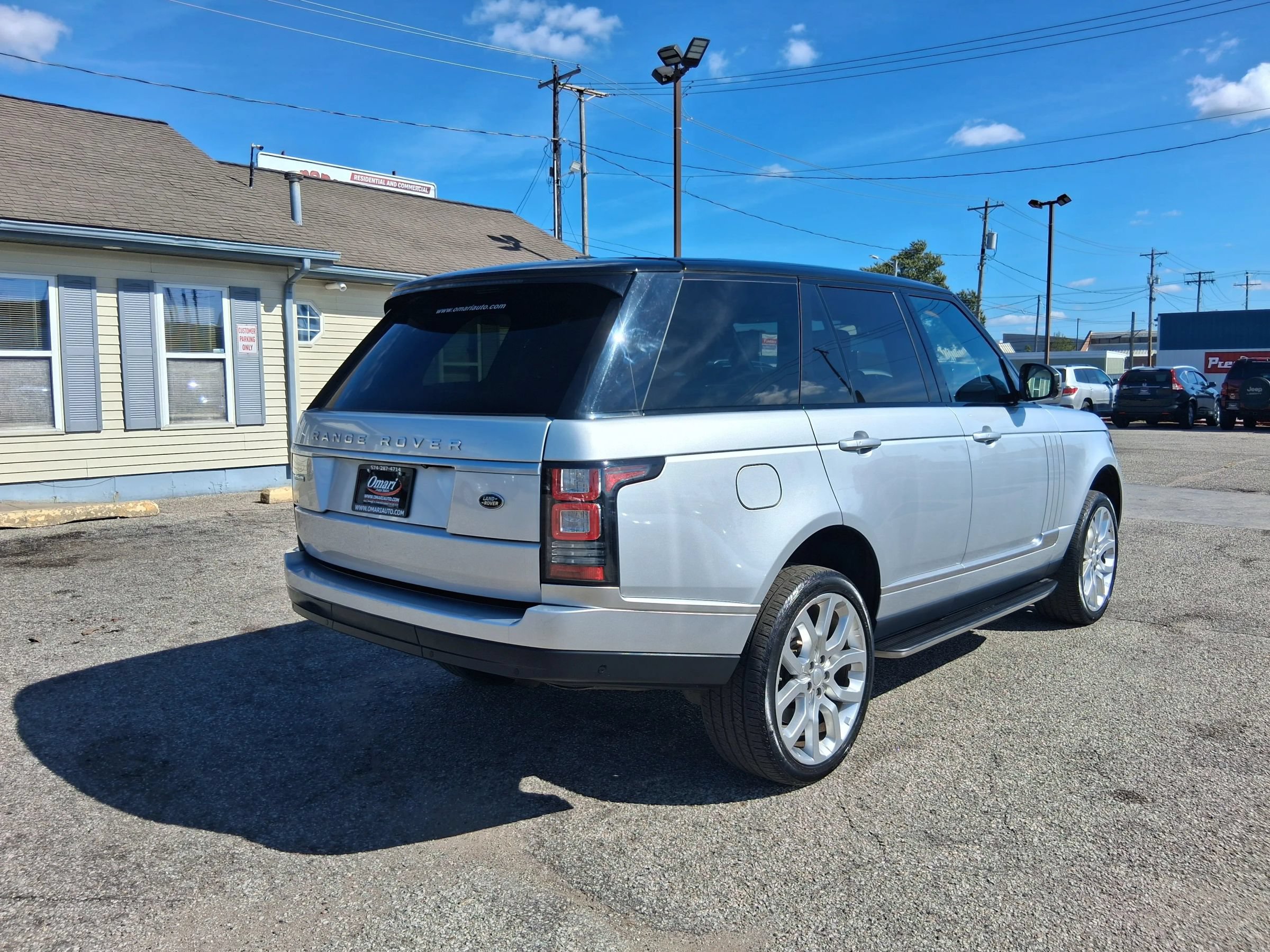 Used 2015 Land Rover Range Rover Supercharged AWD/4WD image 7