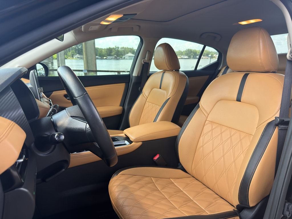 Certified 2024 Nissan Sentra SV w/ SV Premium Package FWD image 11