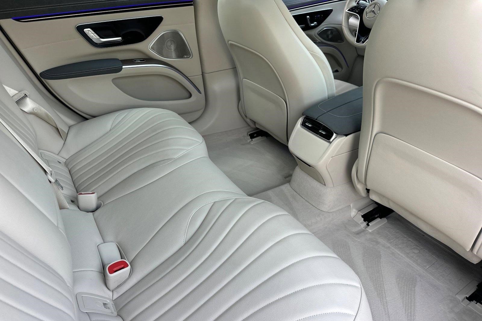 Used 2023 Mercedes-Benz EQS 580 4MATIC Sedan image 30