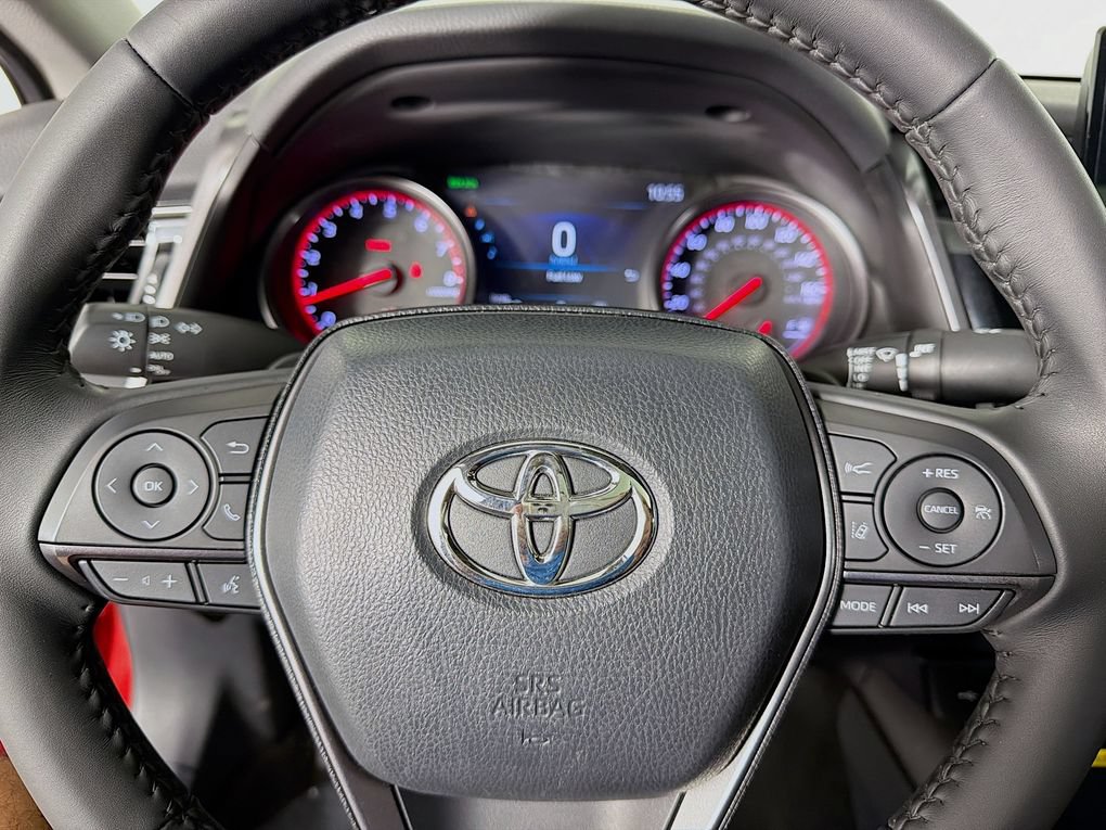 Used 2023 Toyota Camry XSE FWD image 16