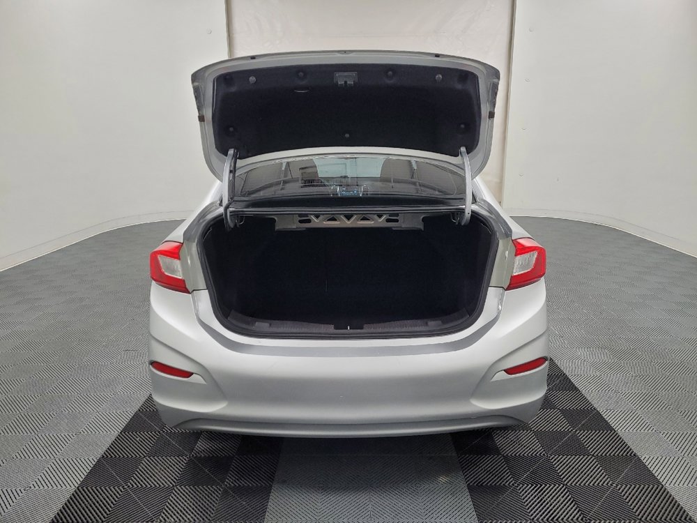 Used 2017 Chevrolet Cruze LT w/ Convenience Package image 29