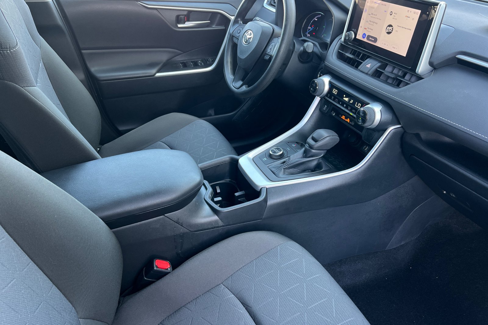 Certified 2023 Toyota RAV4 XLE AWD/4WD image 16