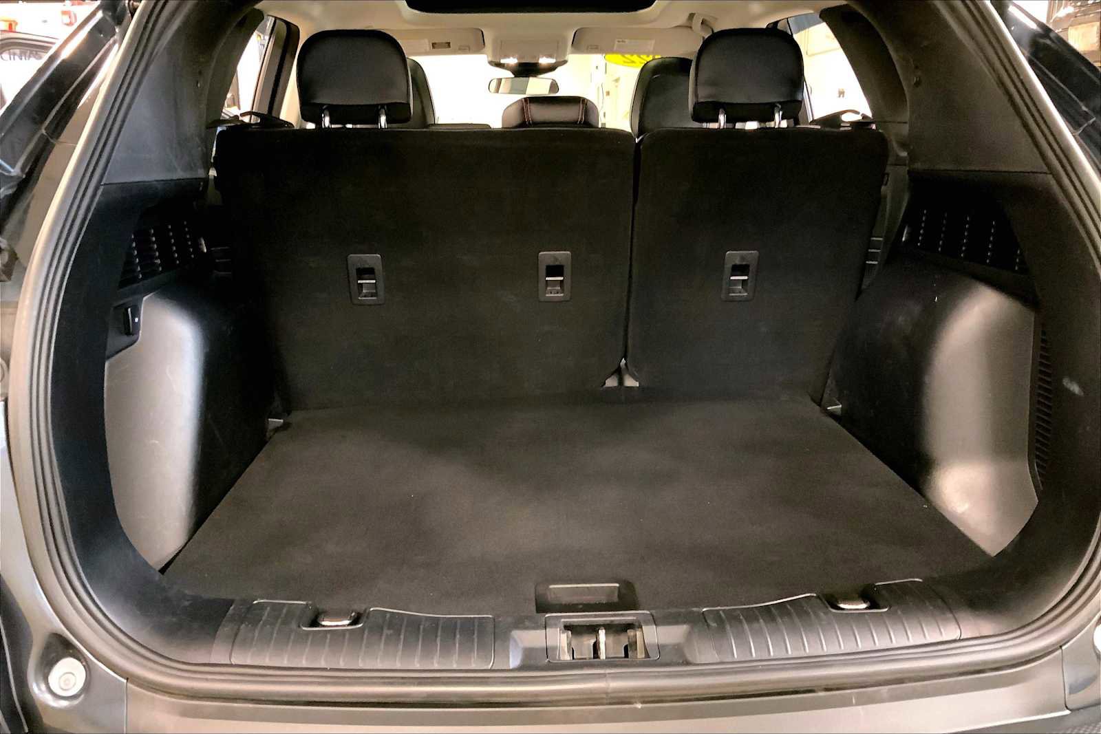 Used 2022 Ford Escape SEL w/ SEL Stealth AWD Package image 34