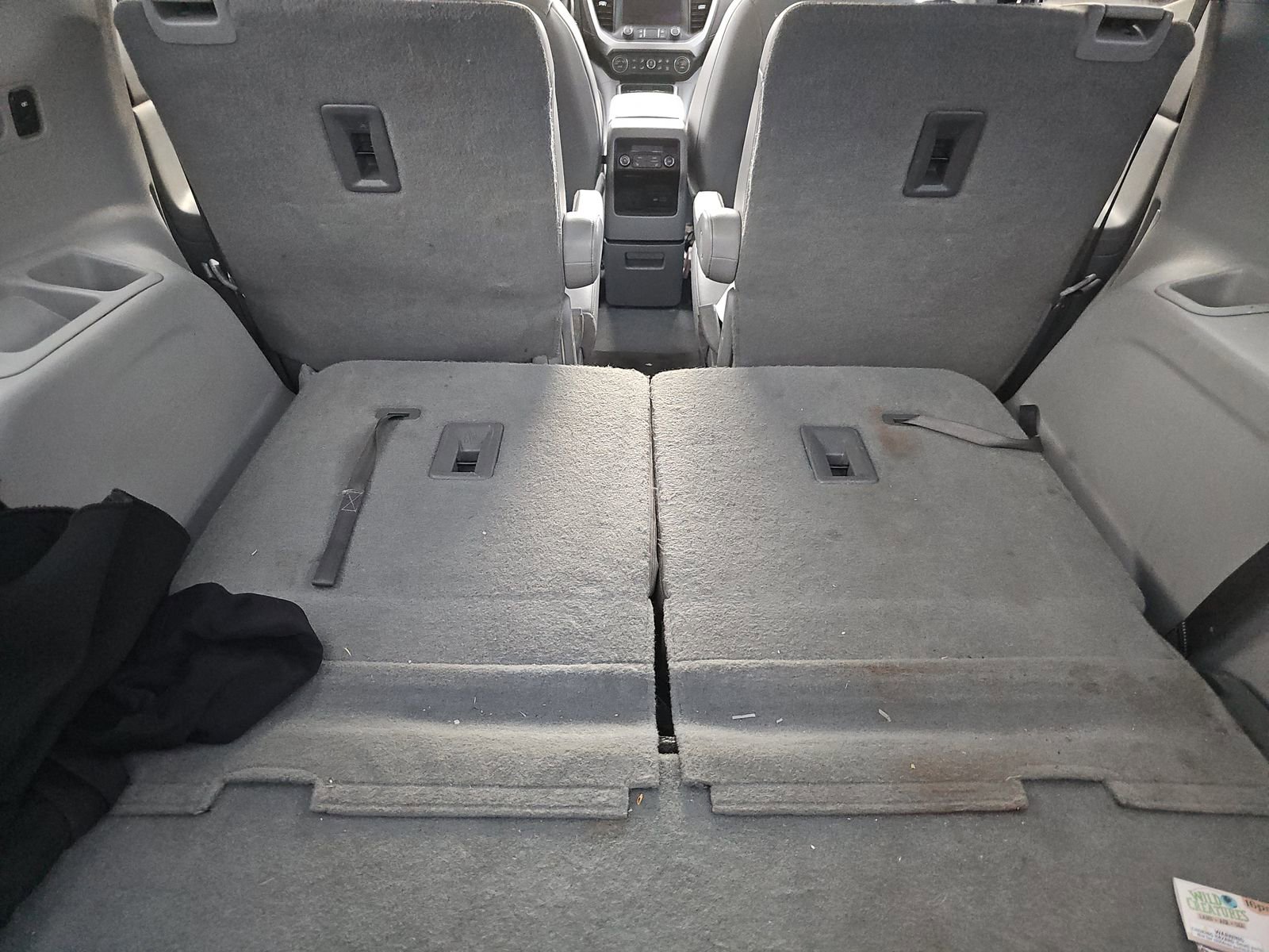 Used 2023 GMC Acadia SLT w/ Technology Package image 17