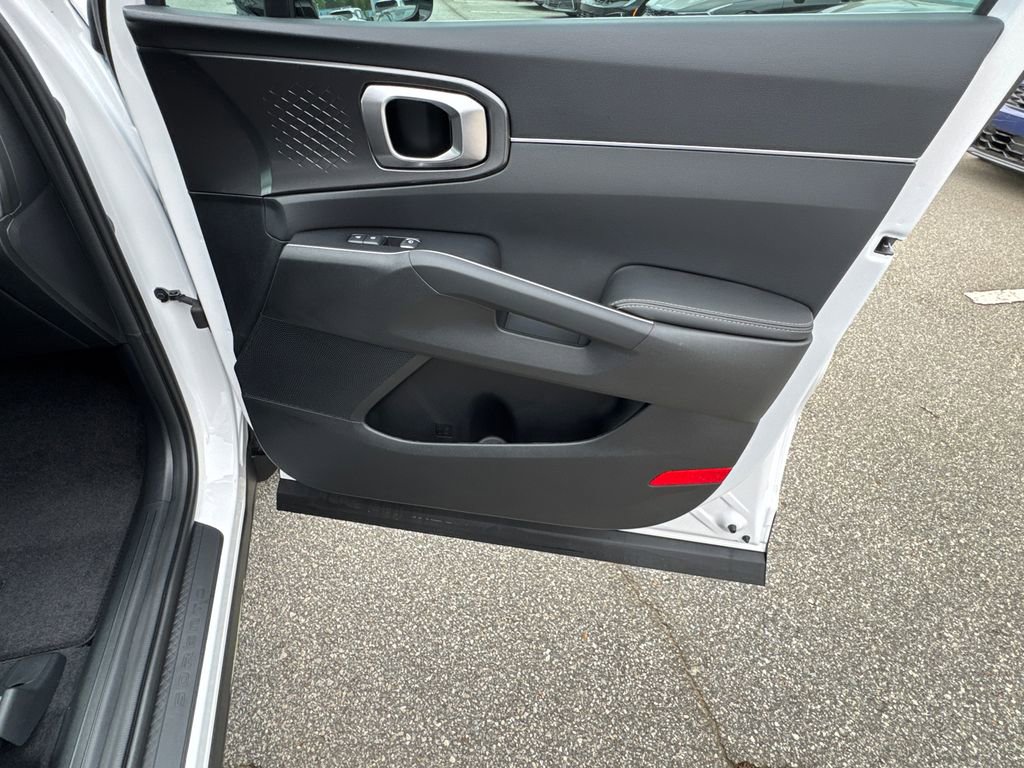 New 2026 Kia Sorento LX image 14