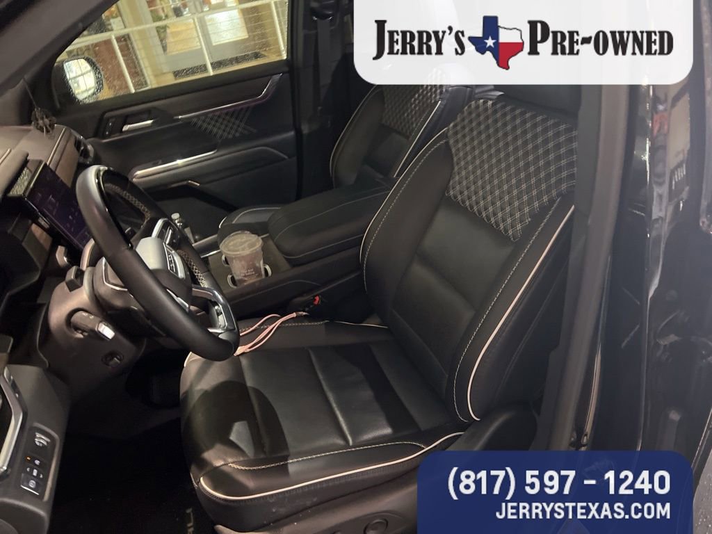 Used 2024 GMC Acadia Denali w/ Super Cruise Package image 9