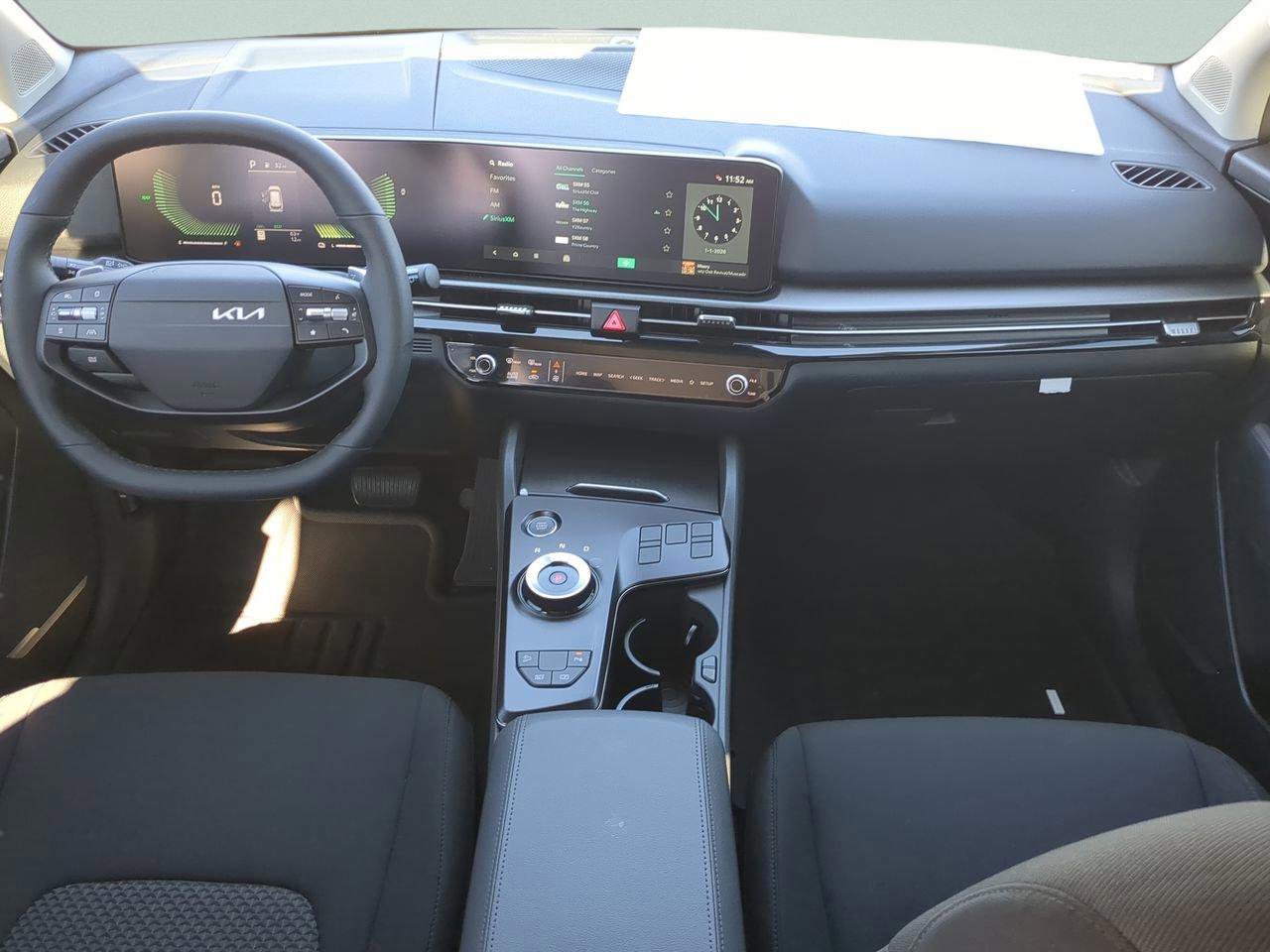 New 2026 Kia Sportage LX image 13