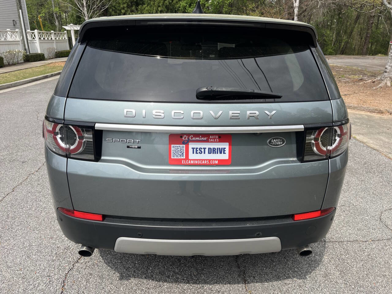 Used 2017 Land Rover Discovery Sport HSE Luxury image 6