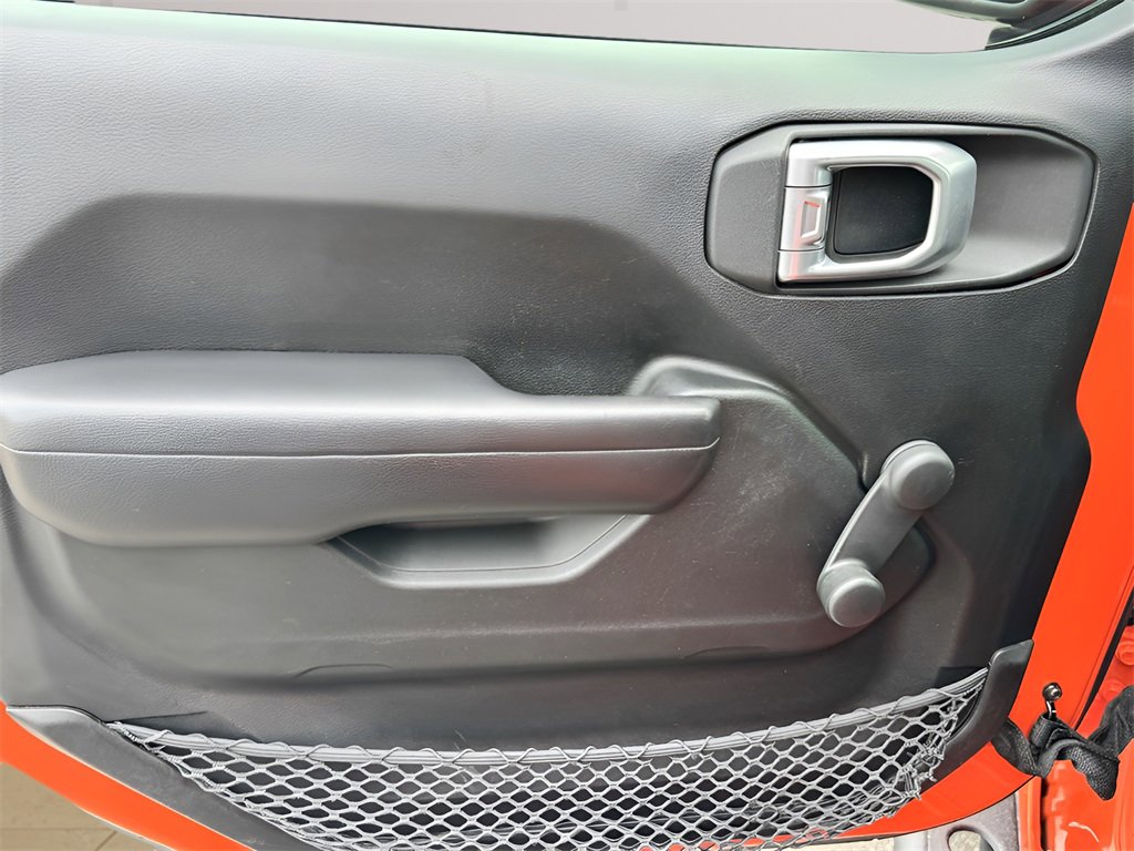 Used 2019 Jeep Wrangler Sport image 13