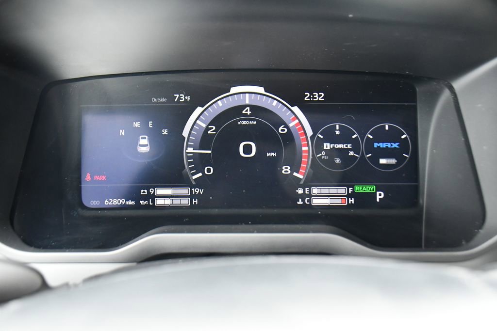 Used 2024 Toyota Sequoia Platinum AWD/4WD image 29