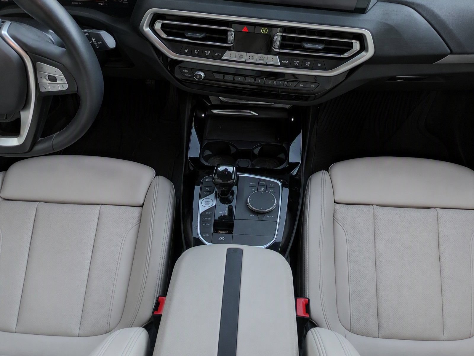 Used 2024 BMW X3 sDrive30i w/ Premium Package RWD image 13