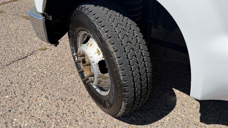 Used 2009 Ford F350 XLT RWD image 21