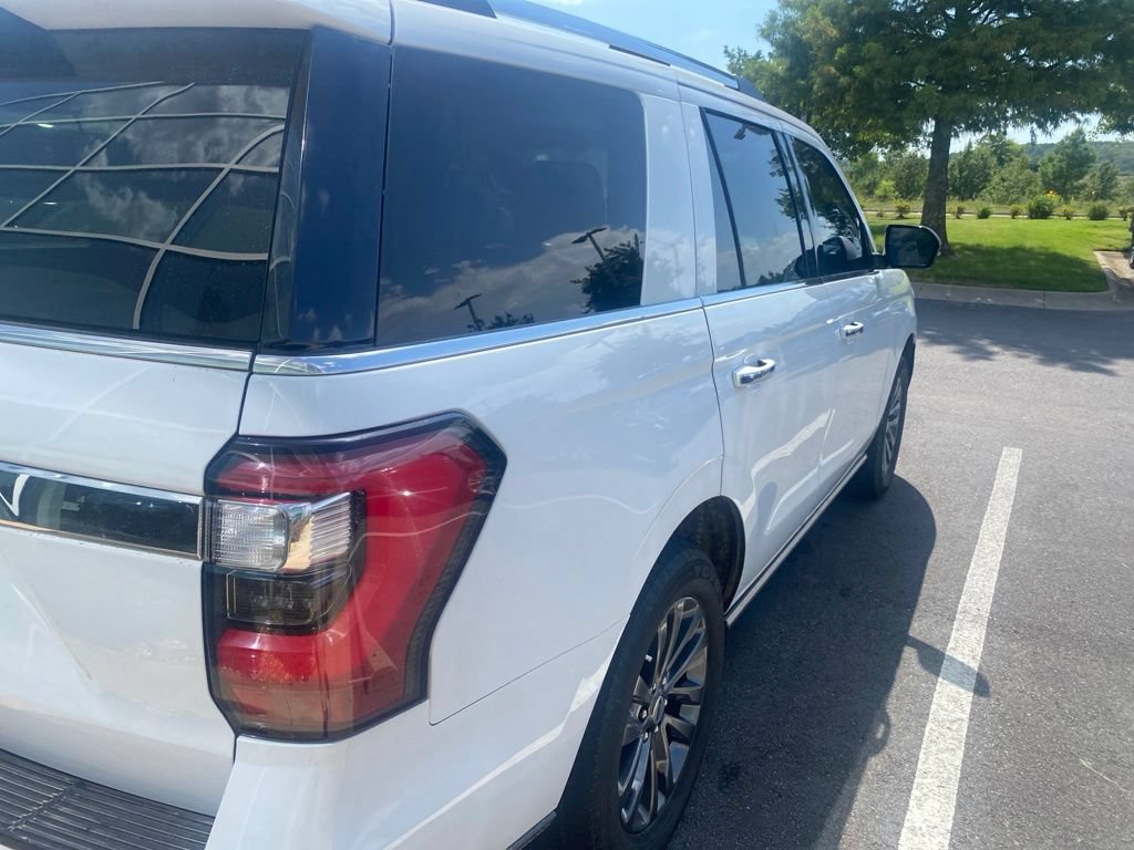 Used 2021 Ford Expedition Limited RWD image 9