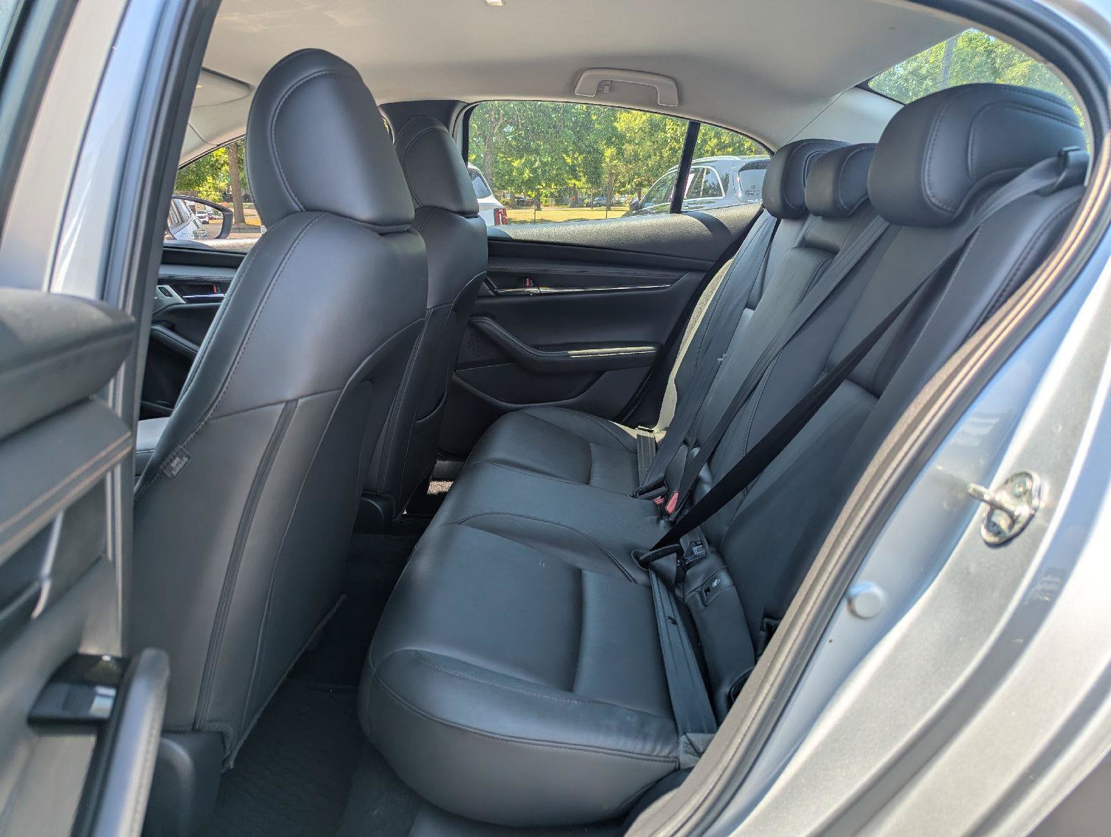 Used 2020 MAZDA MAZDA3 AWD Sedan w/ Preferred Package image 27