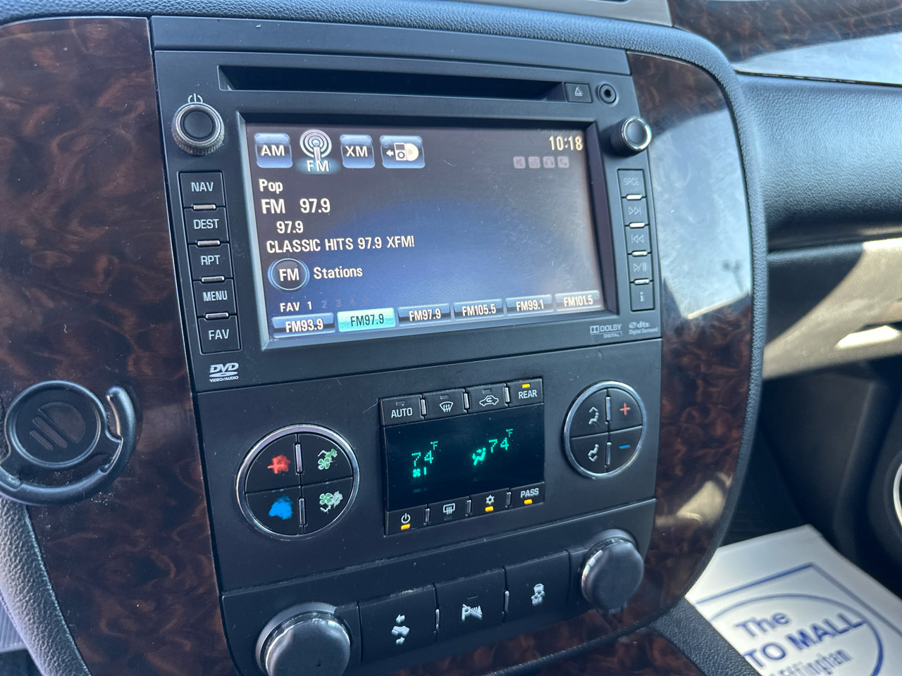 Used 2014 GMC Yukon XL Denali image 34