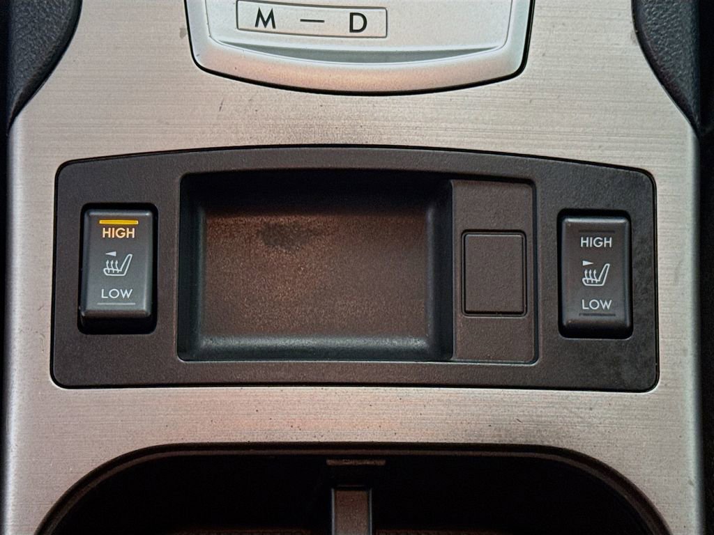 Used 2013 Subaru Outback 2.5i Premium w/ All-Weather Pkg image 18