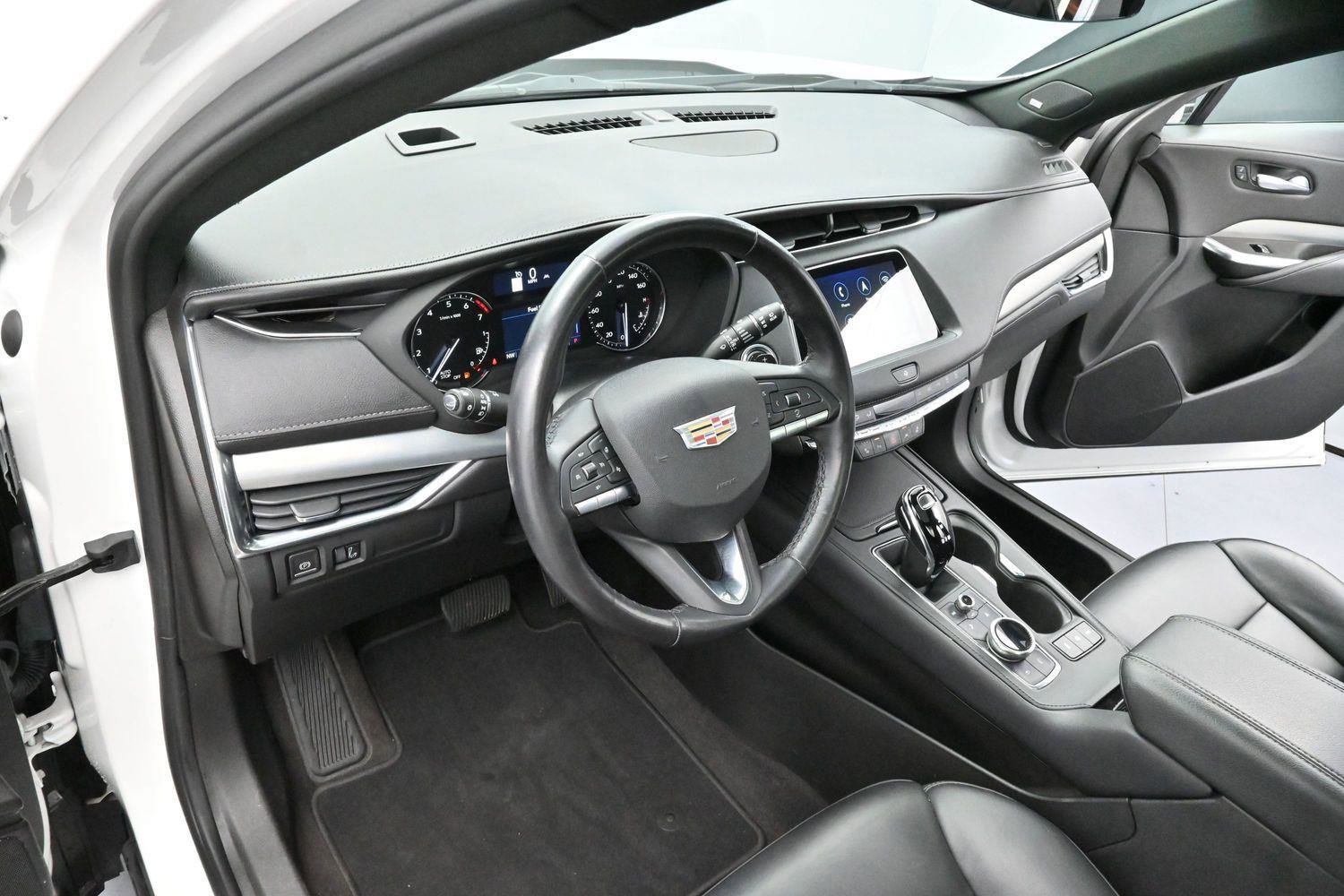 Used 2023 Cadillac XT4 Premium Luxury w/ Cold Weather Package AWD/4WD image 14