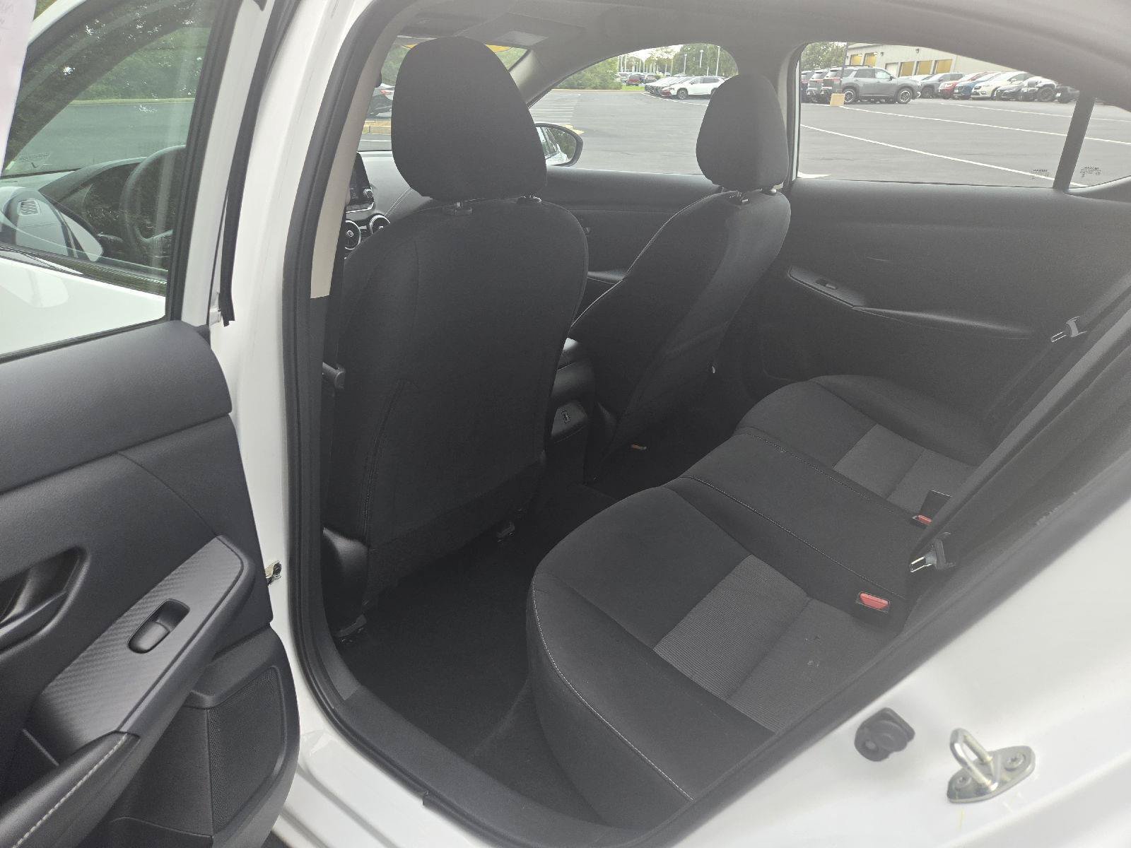 Used 2025 Nissan Sentra SV FWD image 23