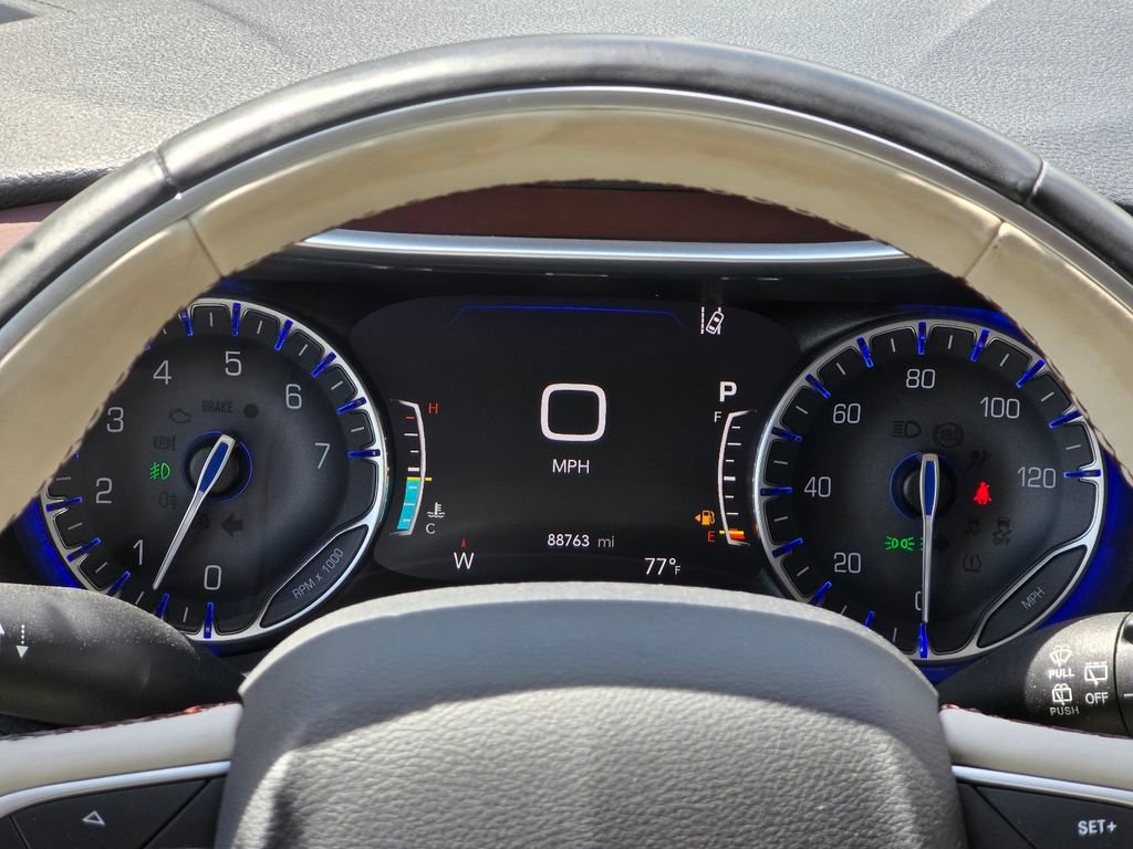 Used 2018 Chrysler Pacifica Limited w/ Advanced Safetytec Group image 8