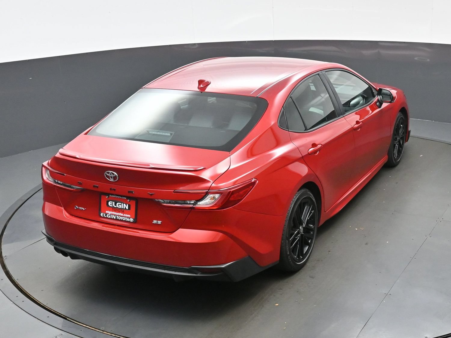 Used 2025 Toyota Camry SE FWD image 41