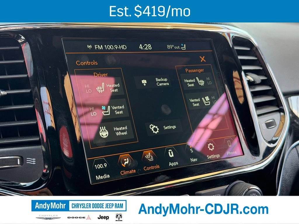 Used 2020 Jeep Grand Cherokee Trailhawk w/ Trailhawk Luxury Group AWD/4WD image 22