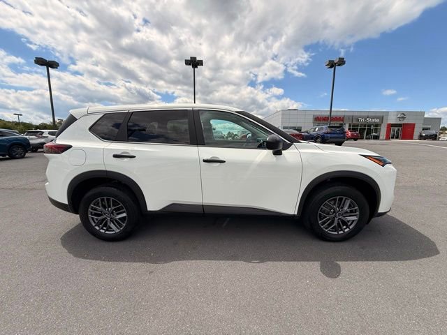 Certified 2024 Nissan Rogue S AWD/4WD image 4