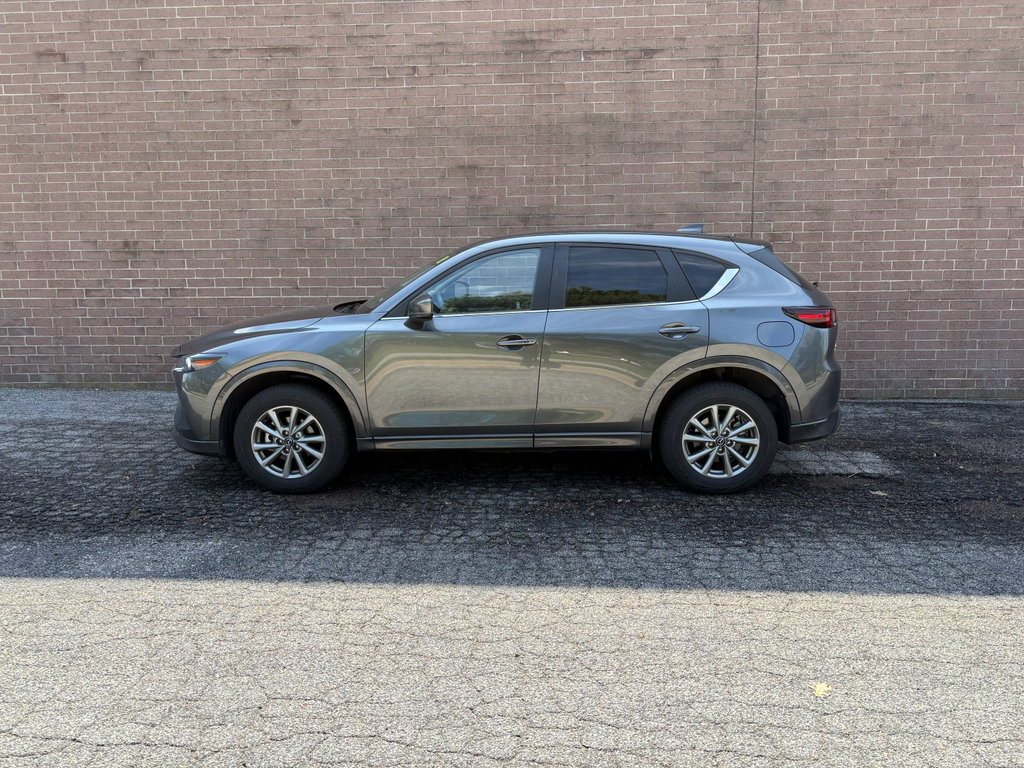 Used 2025 MAZDA CX-5 AWD 2.5 S w/ Select Package image 2