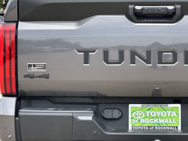 Used 2023 Toyota Tundra SR5 w/ SR5 Convenience Package AWD/4WD image 5