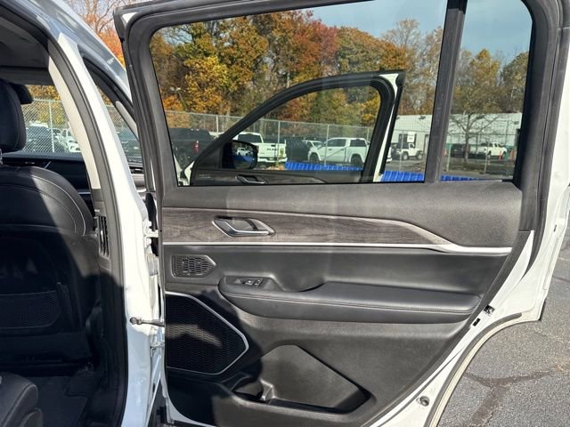 Certified 2022 Jeep Grand Cherokee L Limited image 29